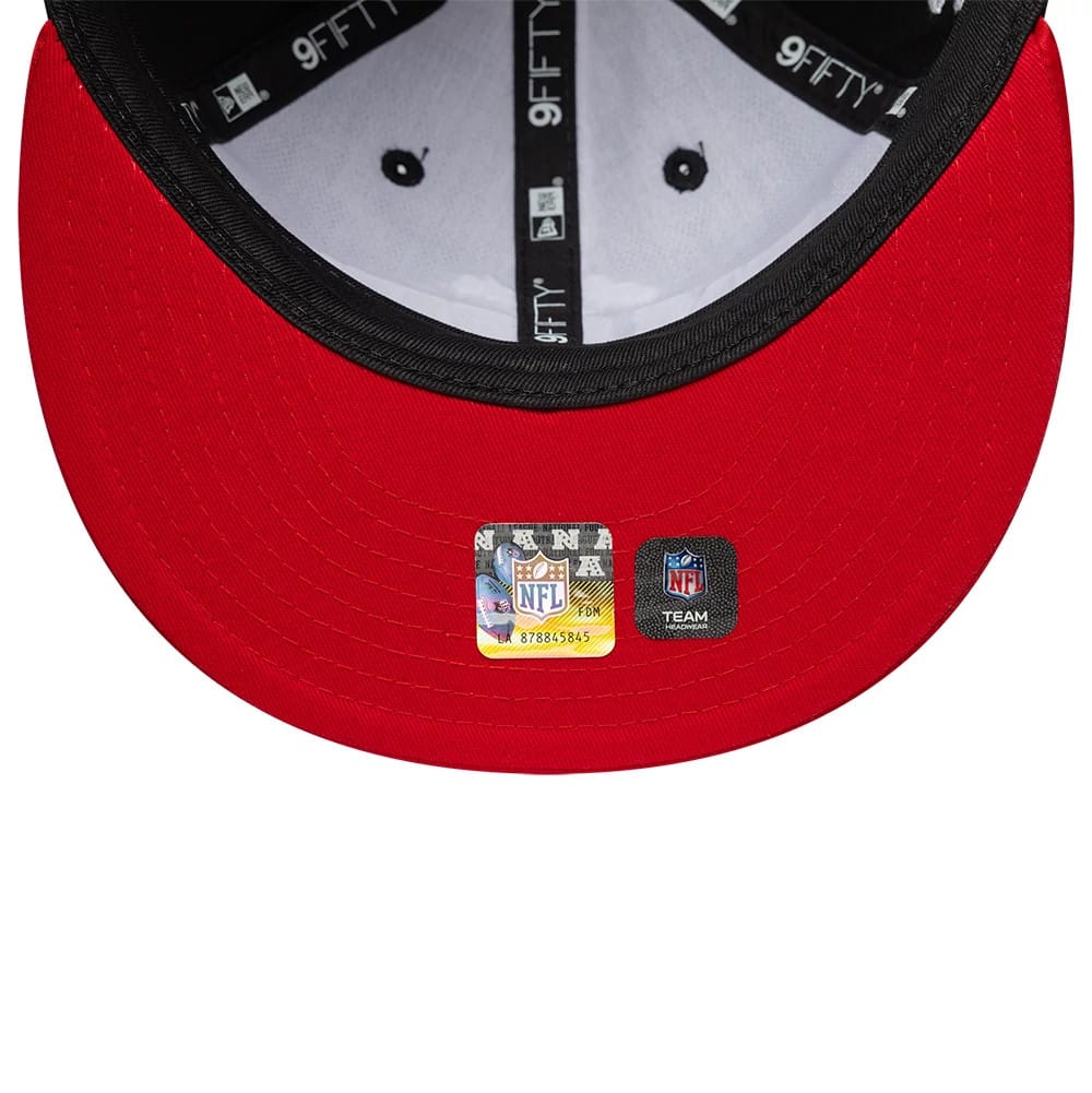 This is a Atlanta Falcons NFL Historic Black Retro Crown 9FIFTY Adjustable Cap 6