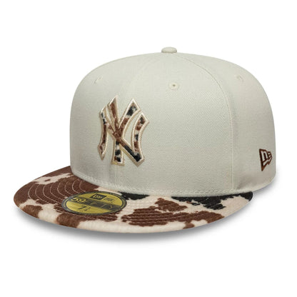 This is a New York Yankees Animal Print Beige 59FIFTY Fitted Cap 1