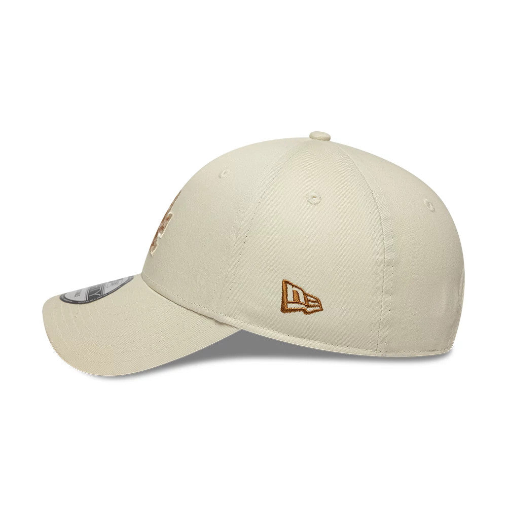 This is a LA Dodgers Animal Print Cream 9FORTY Adjustable Cap 4