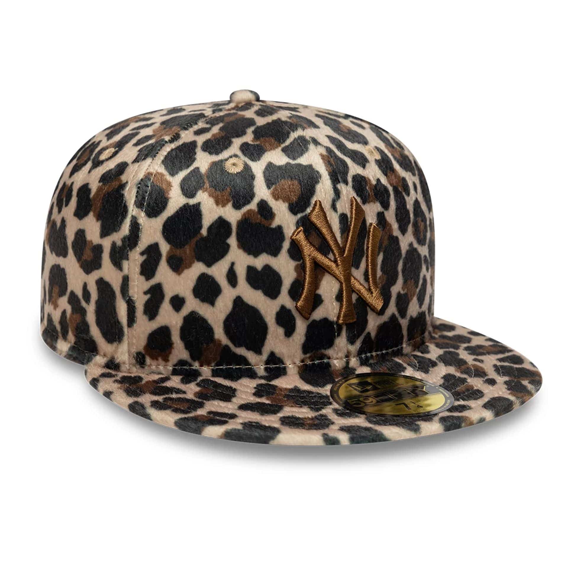 This is a New York Yankees Animal Print Leopard Black 59FIFTY Fitted Cap 4
