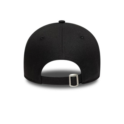 This is a New York Yankees Animal Print Black 9FORTY Adjustable Cap 6