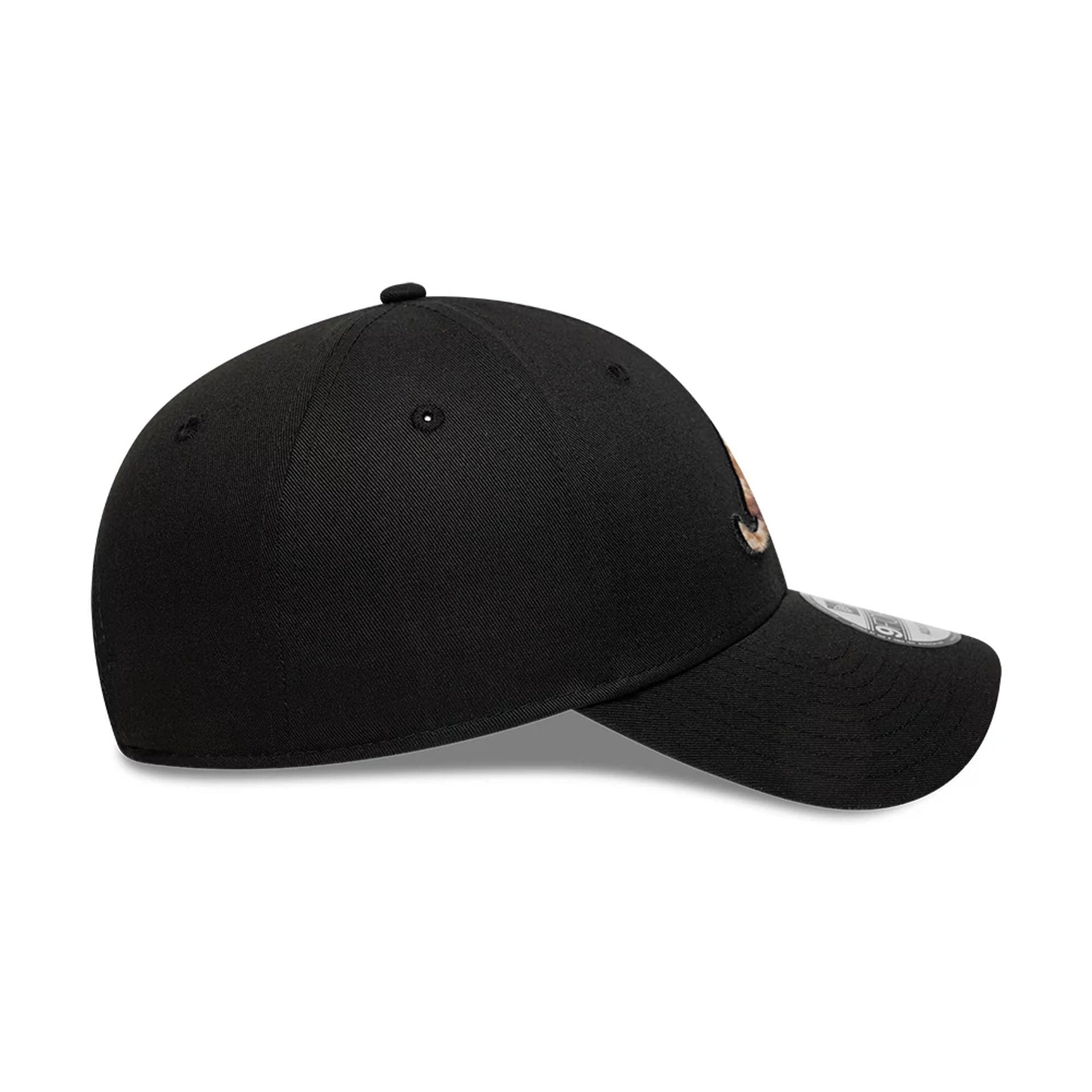 This is a Atlanta Braves Animal Print Black 9FORTY Adjustable Cap 5