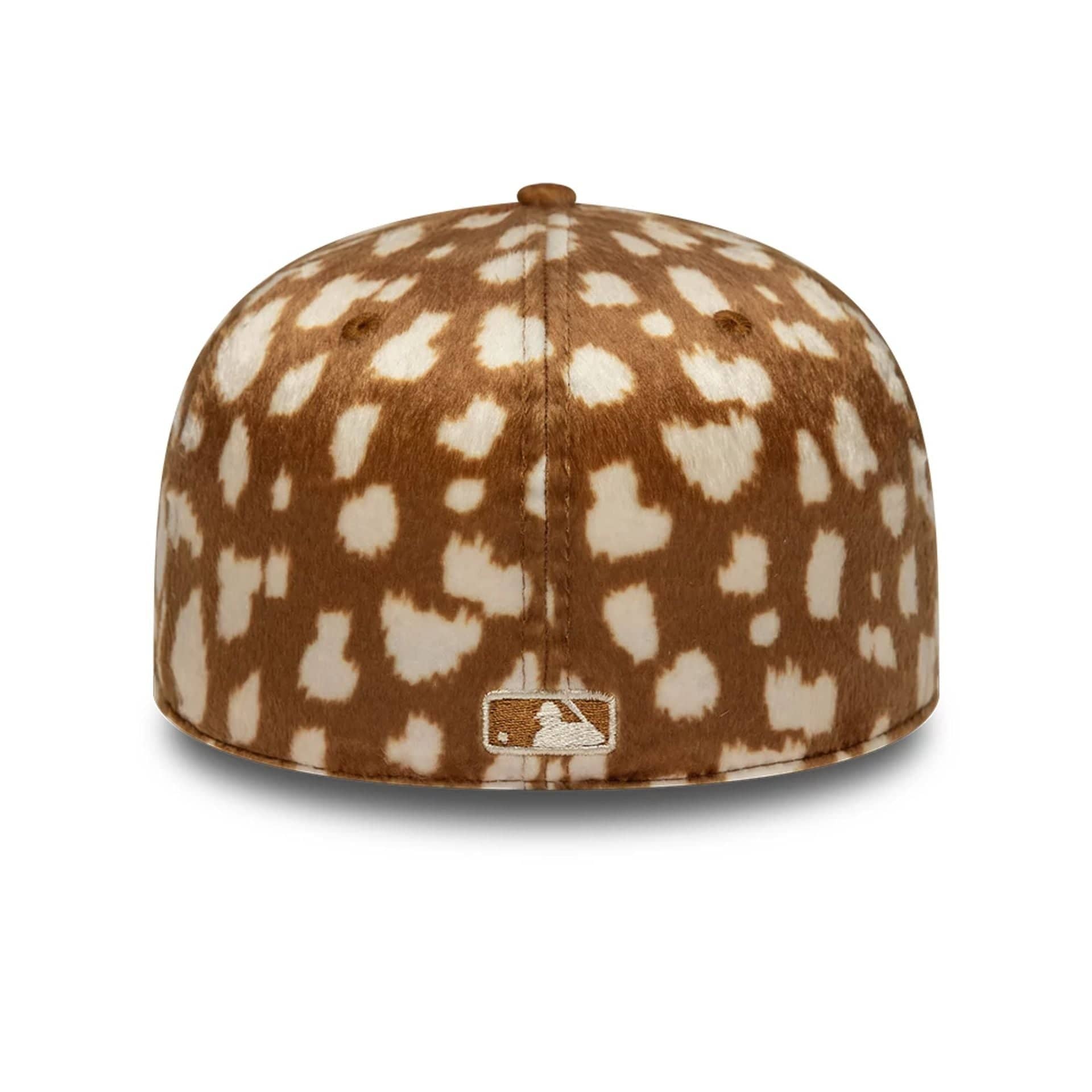This is a LA Dodgers Animal Print Dark Beige 59FIFTY Fitted Cap 6