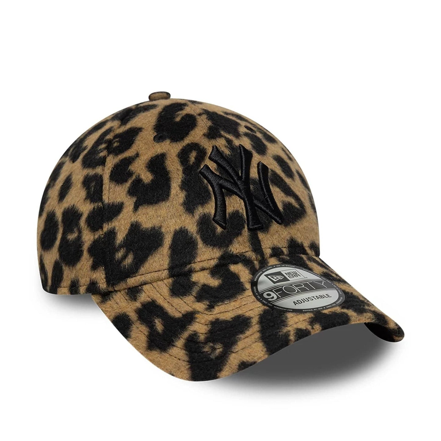 Pictured is this MLB Leopard New York Yankees 9FORTY cap in light beige. 4