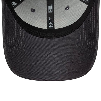Pictured is this Pop Paris Saint Germain 9FORTY cap in dark grey. 5