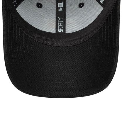 This is a FC Barcelona Youth Core Black 9FORTY Adjustable Cap 4