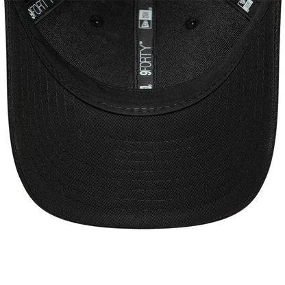 This is a FC Barcelona Diamond Era Black 9FORTY M-Crown Adjustable Cap 5