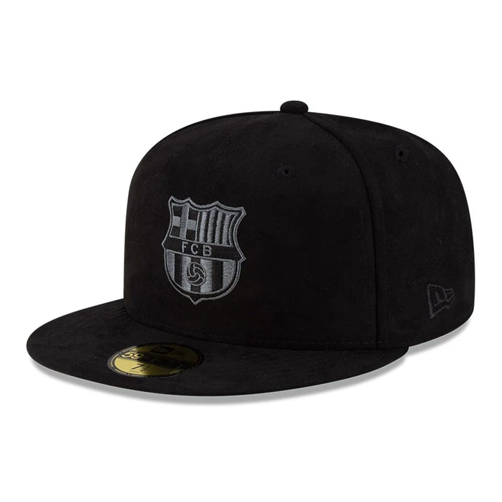 This is a FC Barcelona Mes Que Un Black 59FIFTY Fitted Cap 3