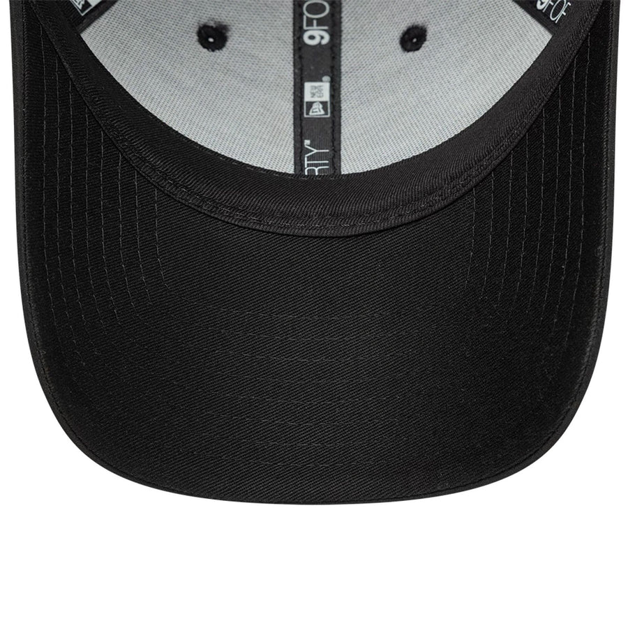 This is a FC Barcelona Reflective Black 9FORTY Adjustable Cap 5