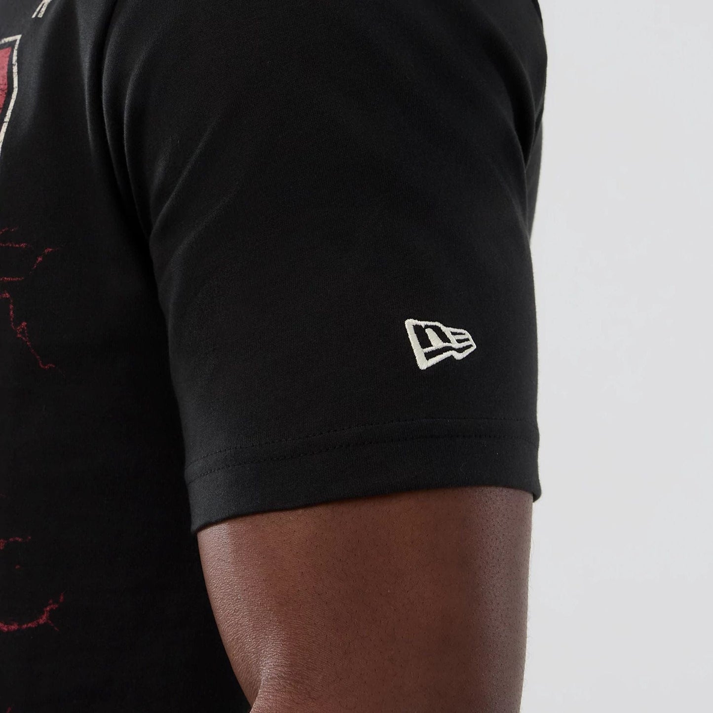 The model is wearing this NBA Hardwood Classic Denver Nuggets T-Shirt in black. 4