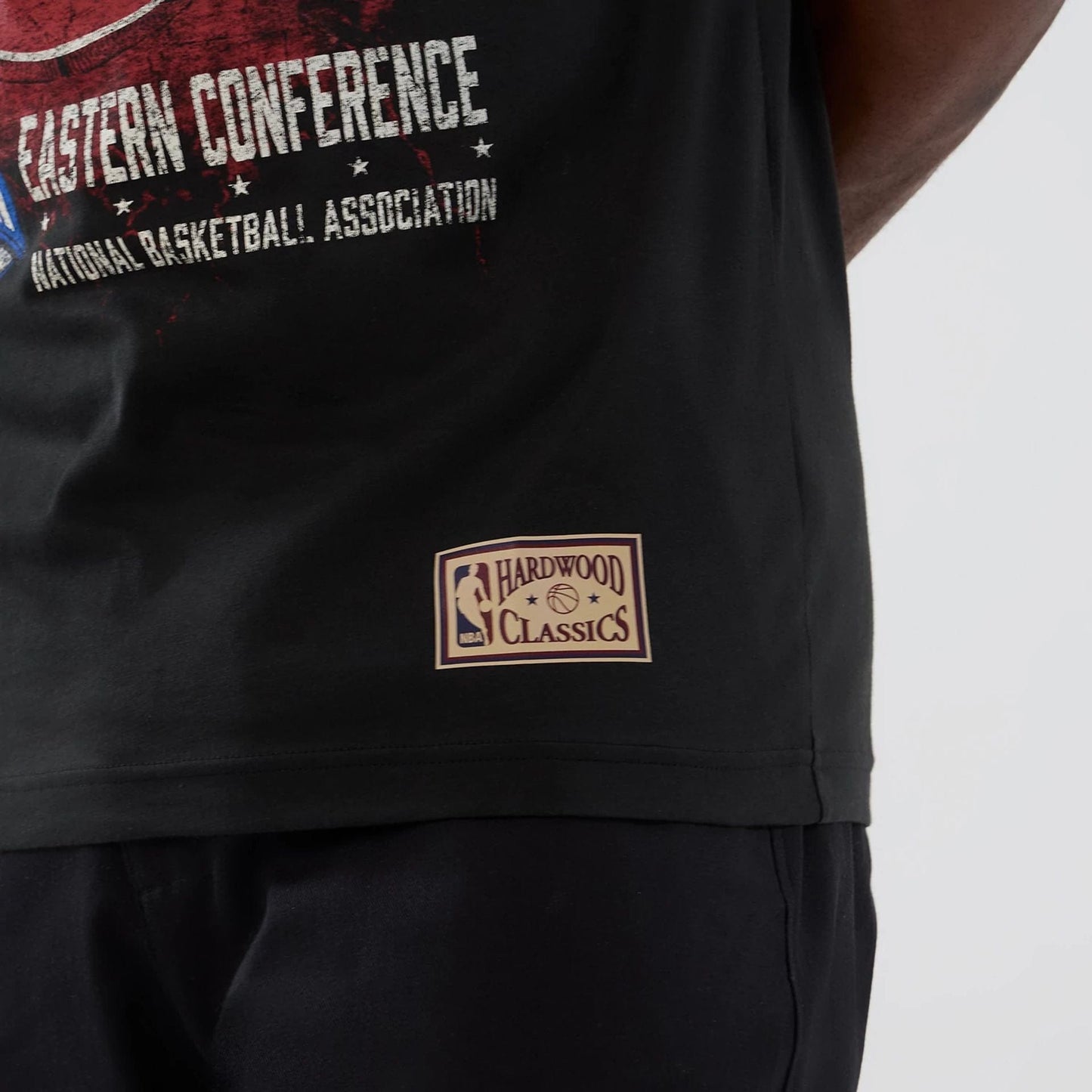 The model is wearing this NBA Hardwood Classic Atlanta Hawks T-Shirt in black. 5