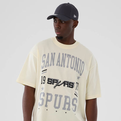 The model is wearing this NBA Hardwood Classic San Antonio Spurs T-Shirt in Cream . 6