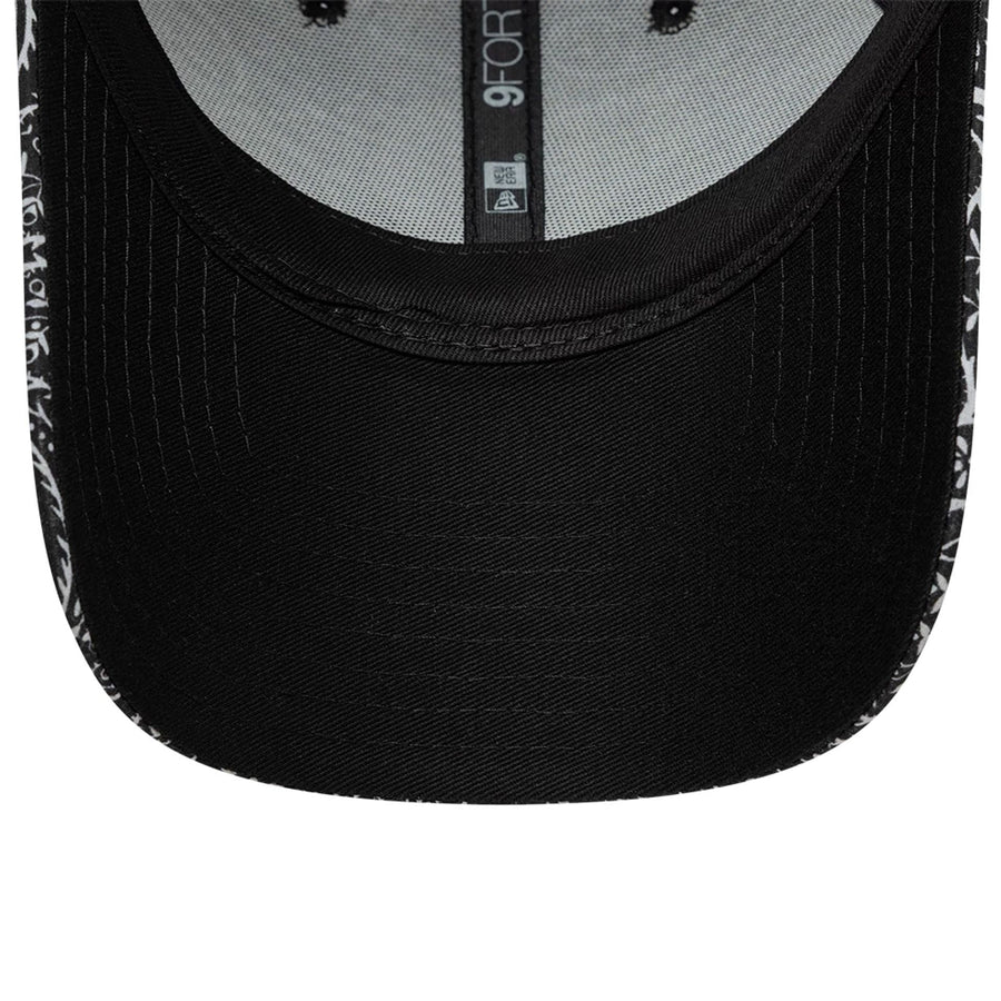 This is a Barbara Bui x Paris Saint Germain Black Paisley 9FORTY Adjustable Cap 7