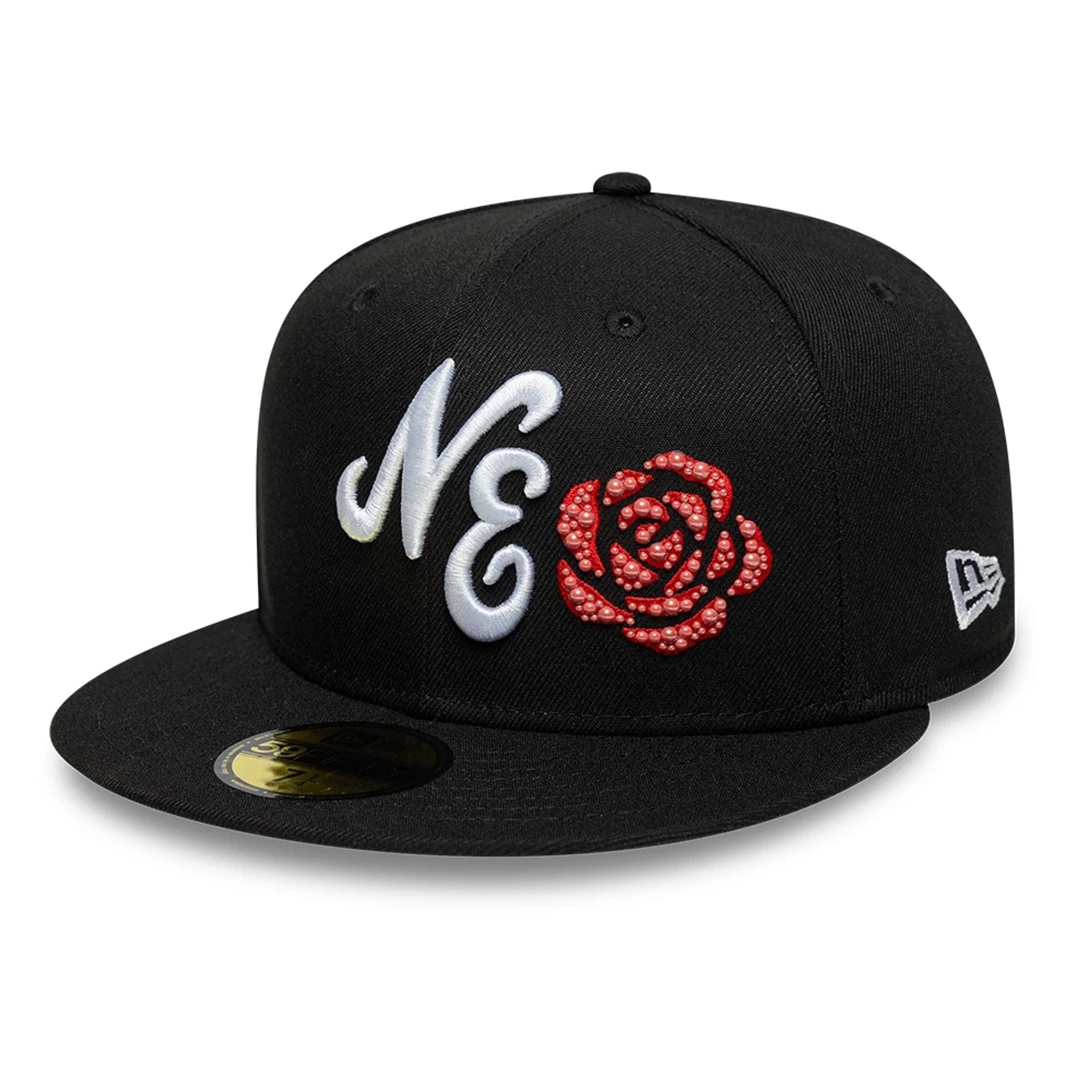 Pictured is this New Era Faux Pearl Icon 59FIFTY Fitted cap in black. 1