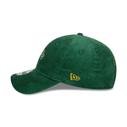 Pictured is this Speedway Chelsea FC 9TWENTY cap in dark green. 6