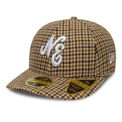Pictured is this New Era Houndstooth Low Profile 59FIFTY Fitted cap in dark brown. 1
