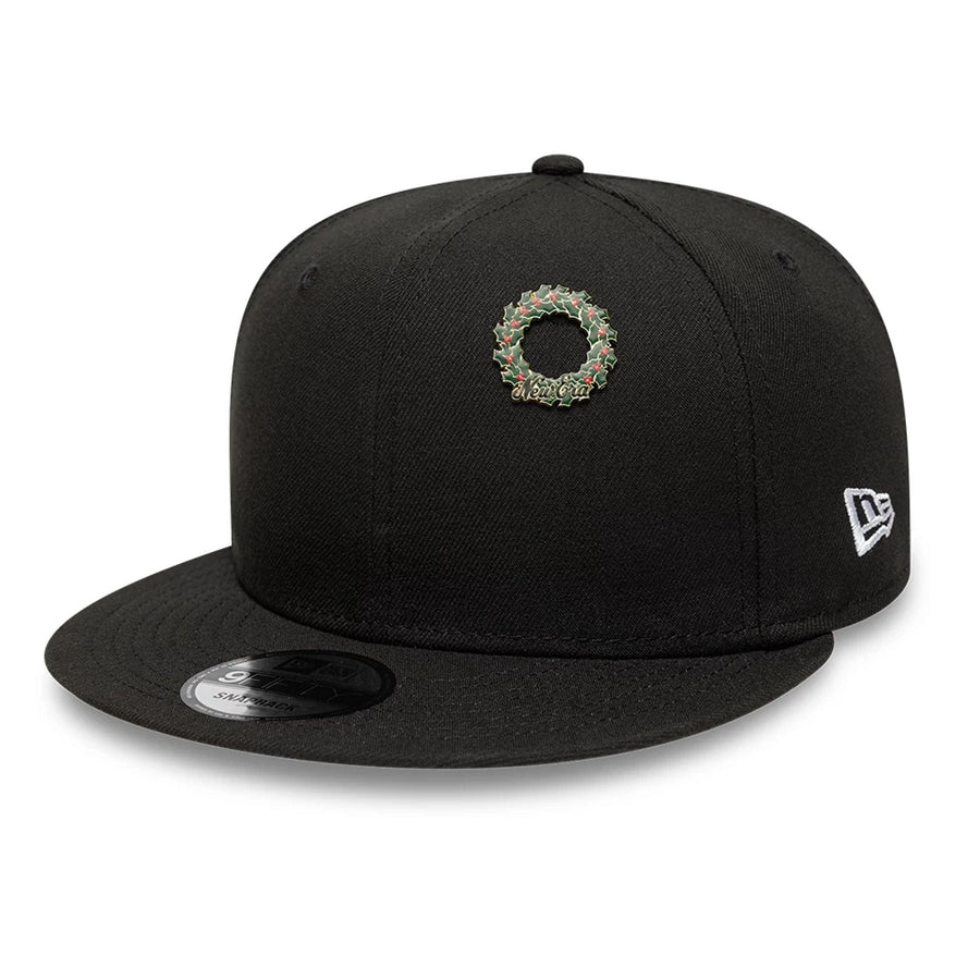 Pictured is this New Era Wreath Pin Badge in gold. 2
