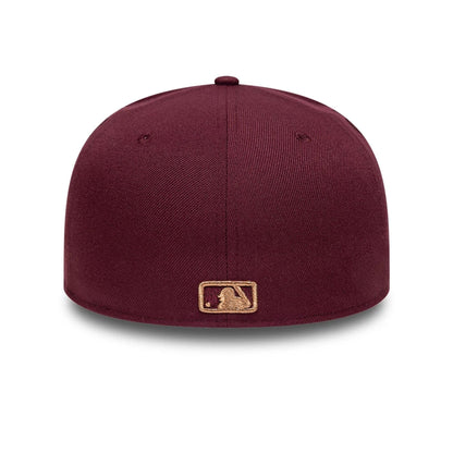 Pictured is this MLB Beaded Wings LA Dodgers 59FIFTY Fitted cap in dark red. 6