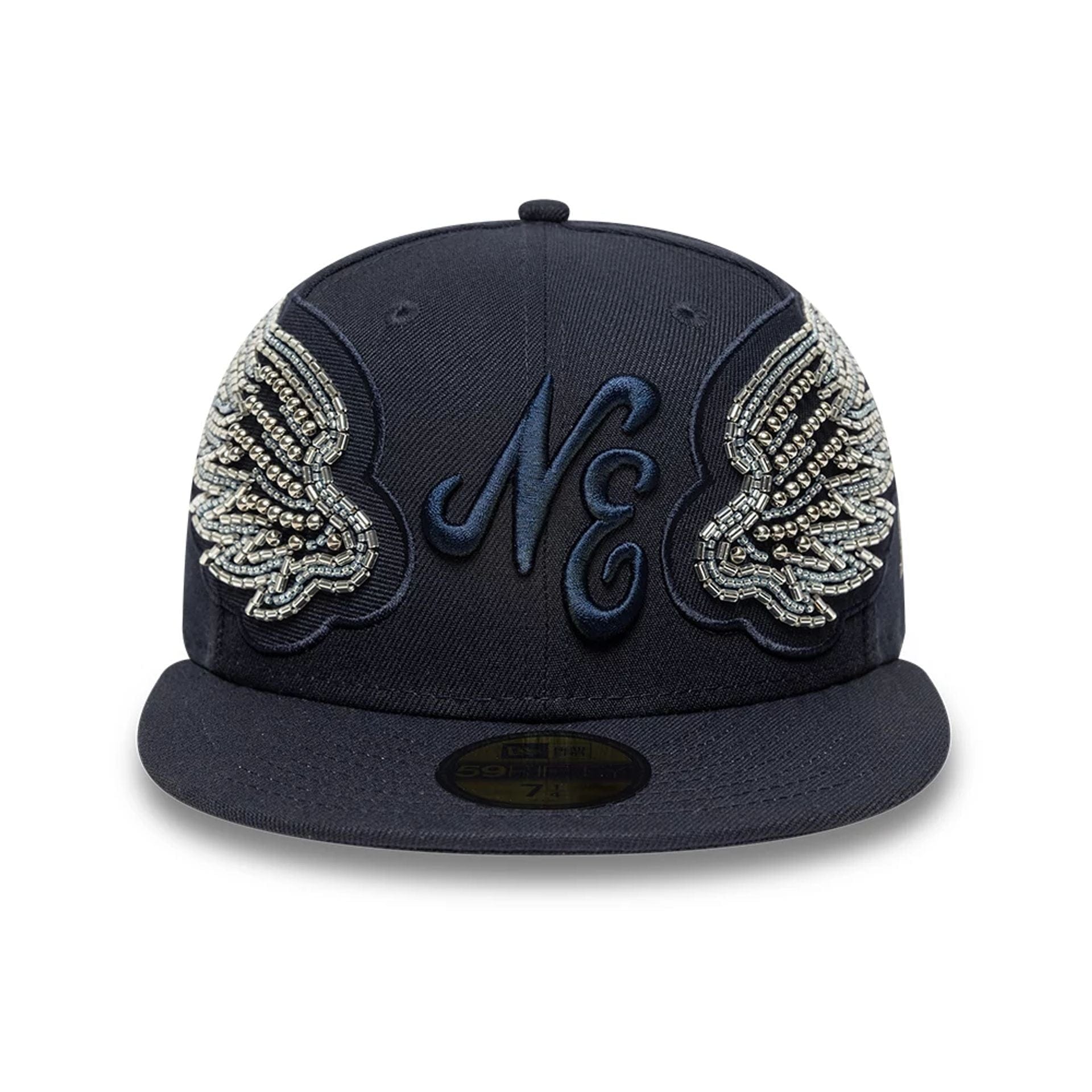 Pictured is this New Era Beaded Wings 59FIFTY Fitted cap in navy. 2