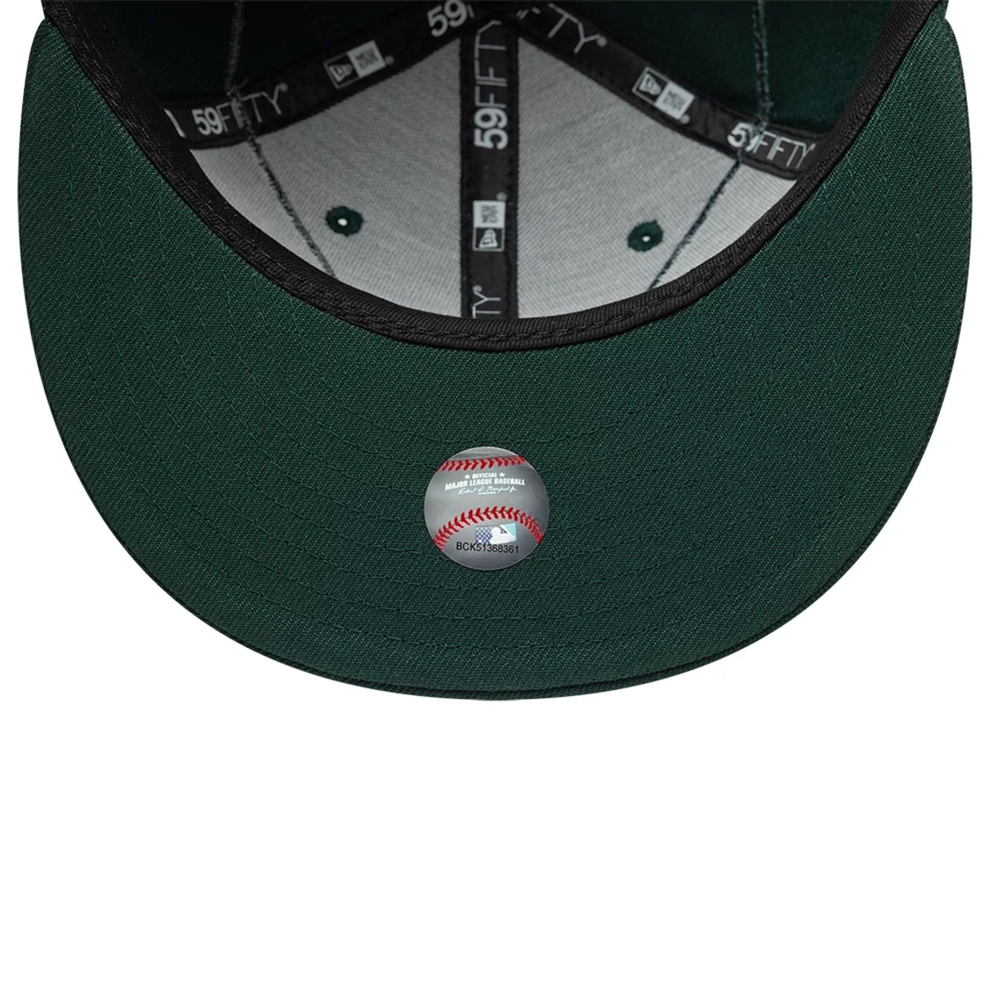 Pictured is this MLB Beaded Wings New York Yankees 59FIFTY Fitted cap in dark green. 7
