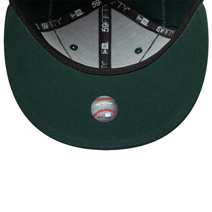Pictured is this MLB Beaded Wings New York Yankees 59FIFTY Fitted cap in dark green. 7