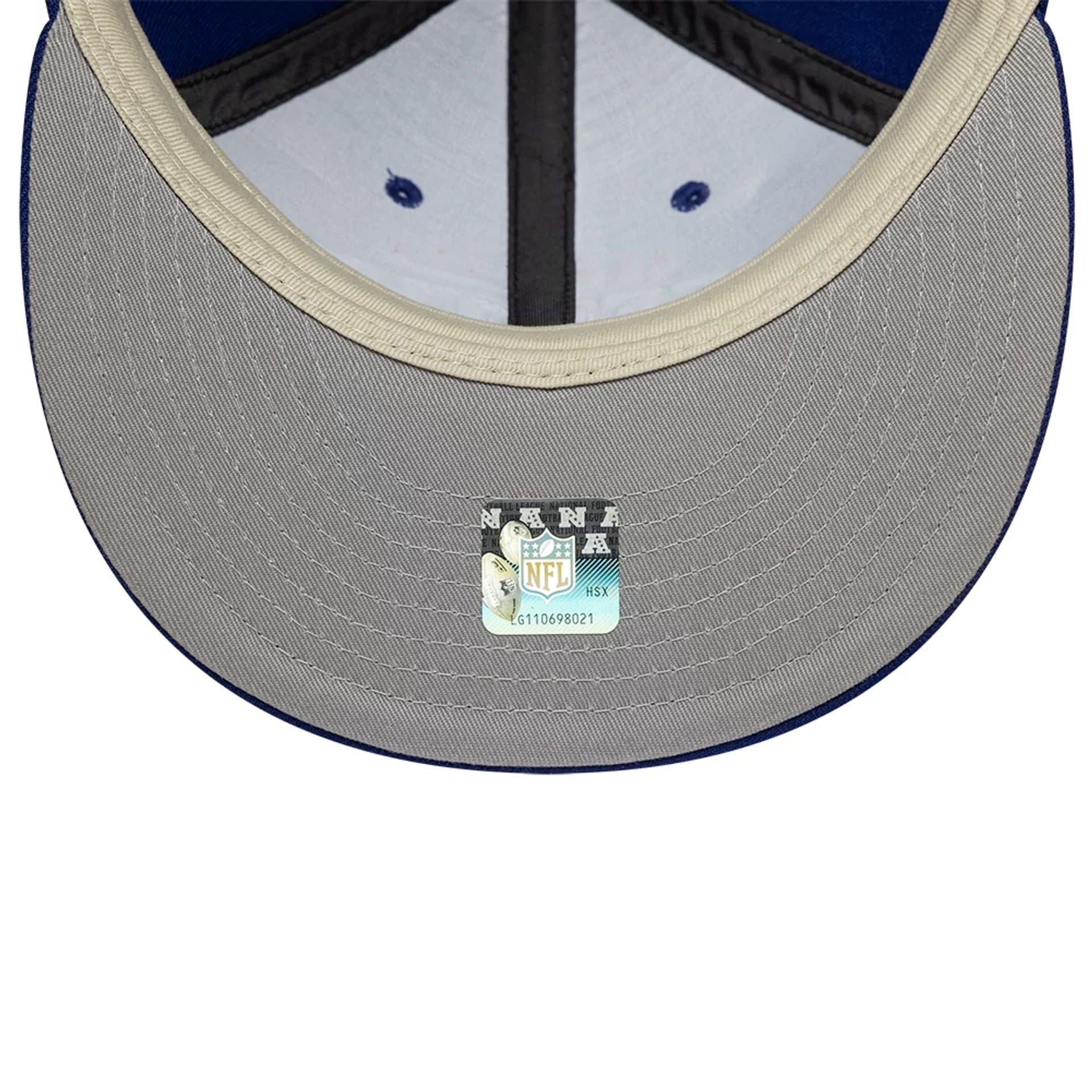 This is a New York Giants Fear Of God x NFL Dark Blue Retro Crown 9FIFTY Adjustable Cap 2