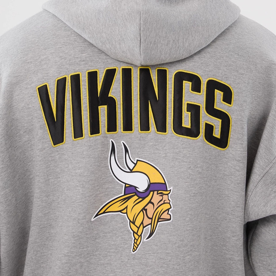 The Male model is wearing Minnesota Vikings NFL International Series Games 2025 Grey Premium Pullover Hoodie  4