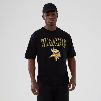 The Male model is wearing Minnesota Vikings NFL International Series Games 2025 Black Premium T-Shirt  1