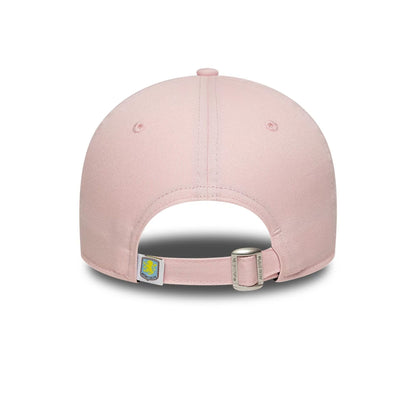 Pictured is this Womens Aston Villa FC 9FORTY cap in pastel pink. 4