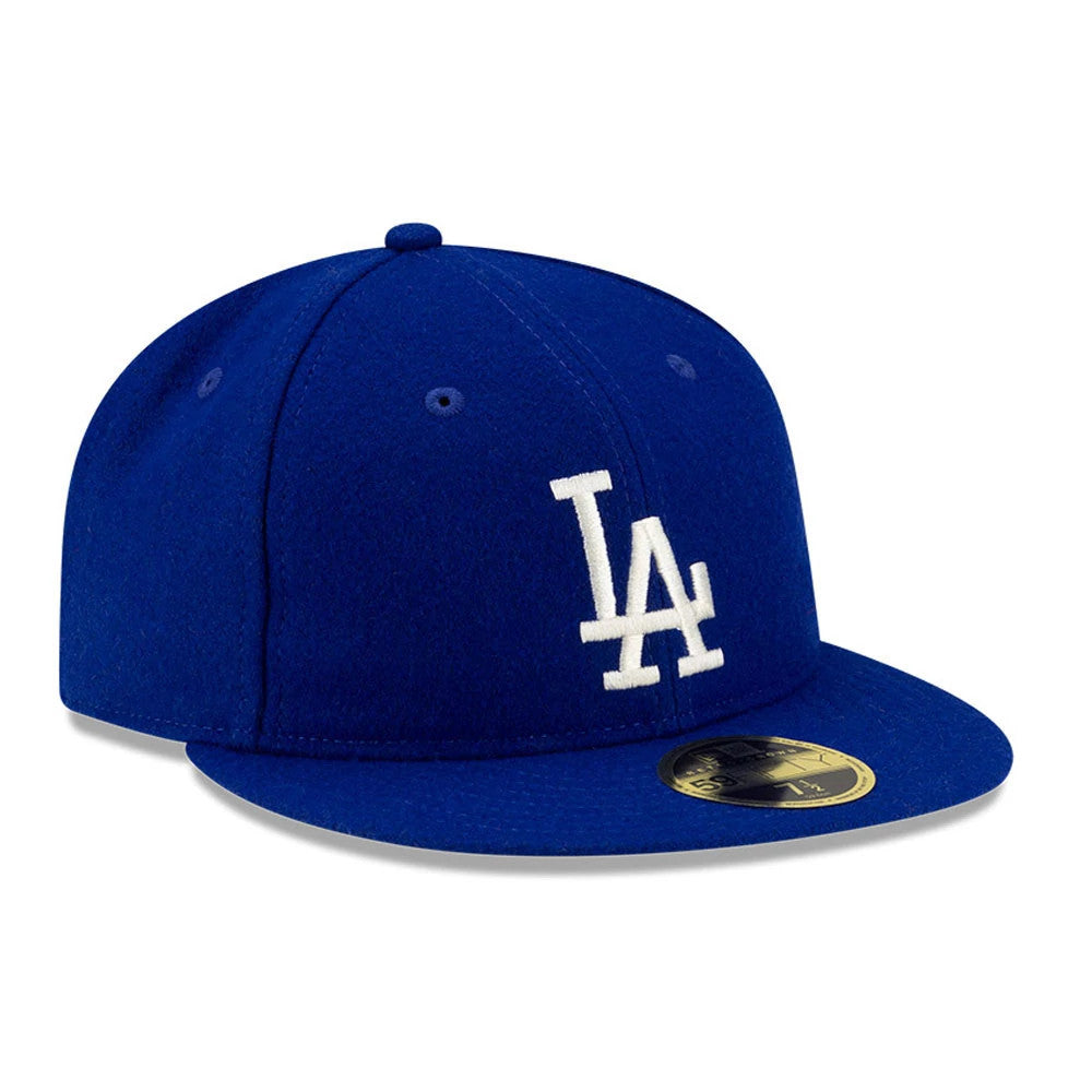 Pictured is this FOG X MLB LA Dodgers Retro Crown 59FIFTY Fitted cap in dark blue. 4