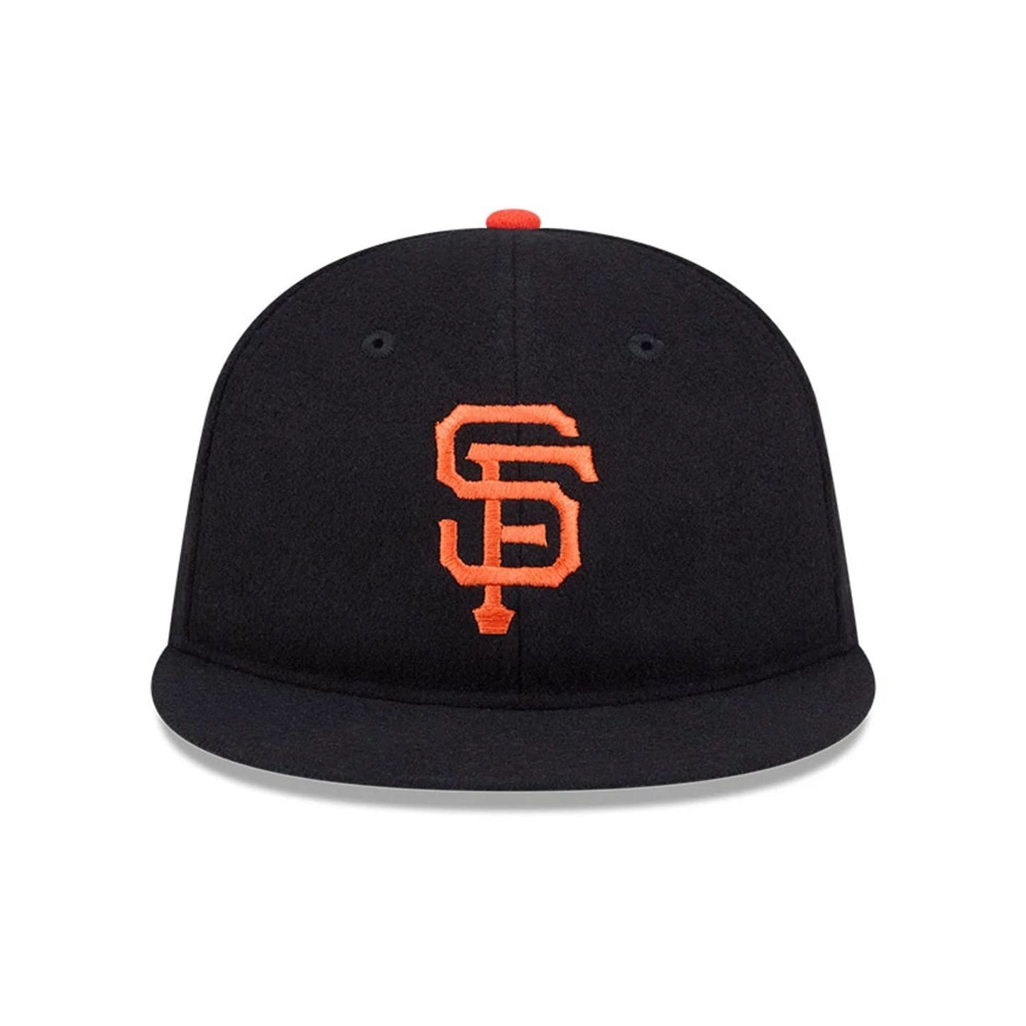 Pictured is this FOG X MLB San Francisco Giants Retro Crown 59FIFTY Fitted cap in black. 3
