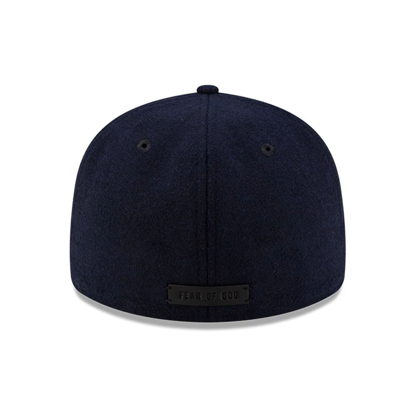 Pictured is this FOG X MLB New York Yankees Retro Crown 59FIFTY Fitted cap in navy. 5