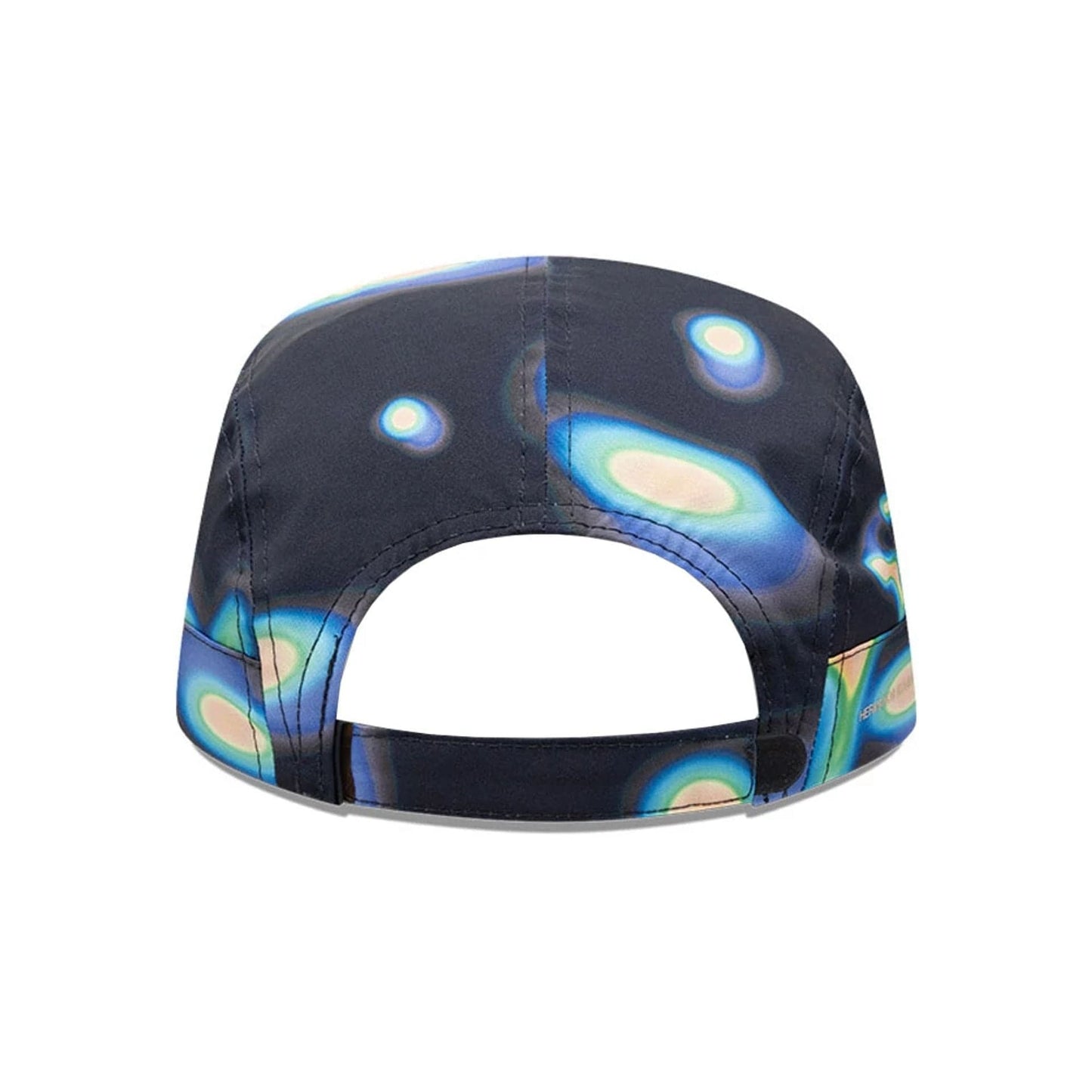 Pictured is this Hermanos Koumori x New Era Camper cap in navy. 5