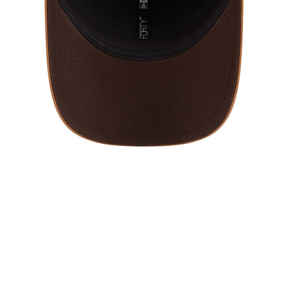 Pictured is this New Era 9FORTY M-Crown cap in beige. 3