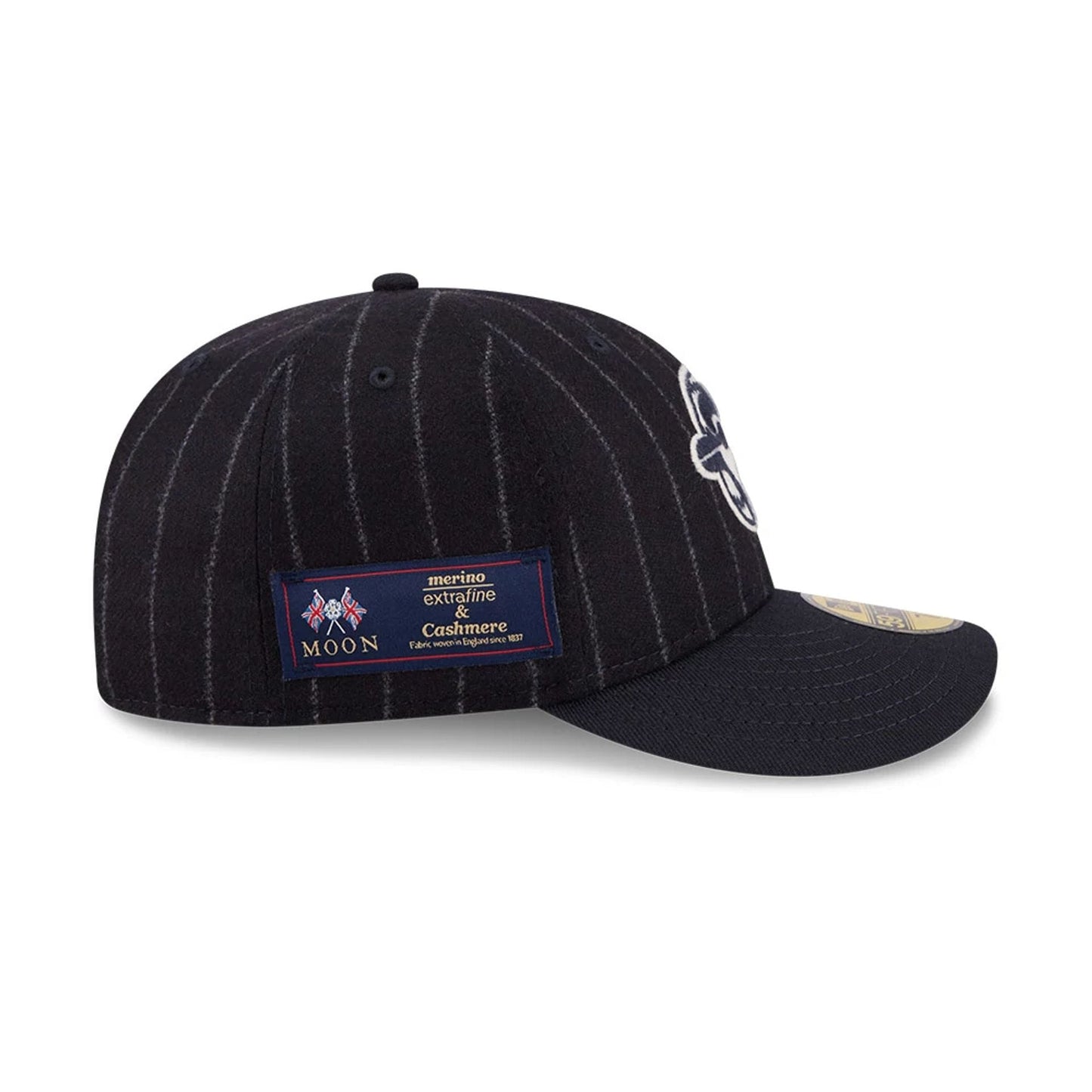 Pictured is this MLB X Moon Toronto Blue Jays 59FIFTY Fitted cap in Navy. 5