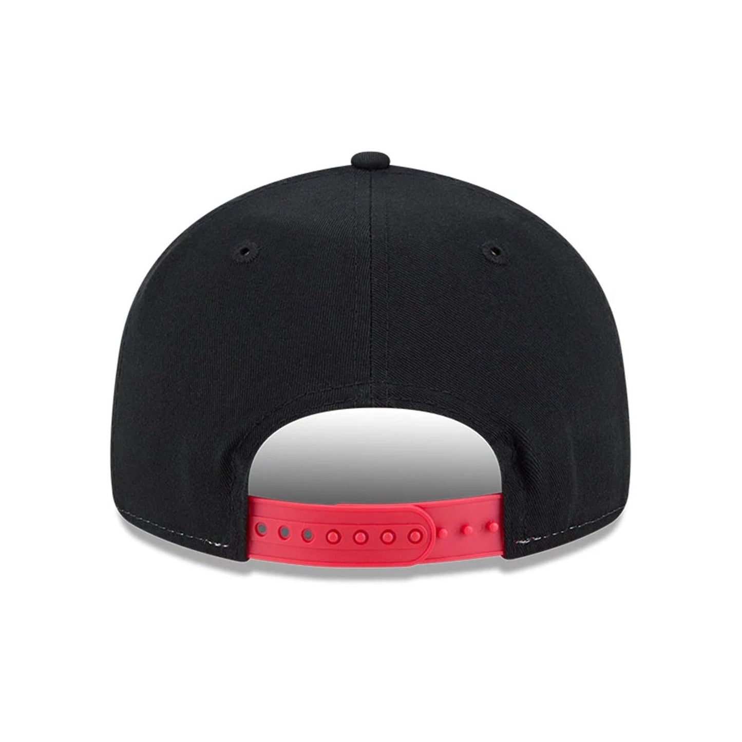 Pictured is this NHL Team Stripes Chicago Blackhawks Retro Crown 9FIFTY cap in red. 4