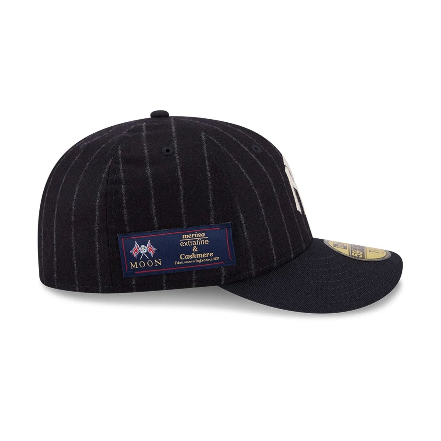 Pictured is this MLB X Moon New York Yankees 59FIFTY Fitted cap in Navy. 5