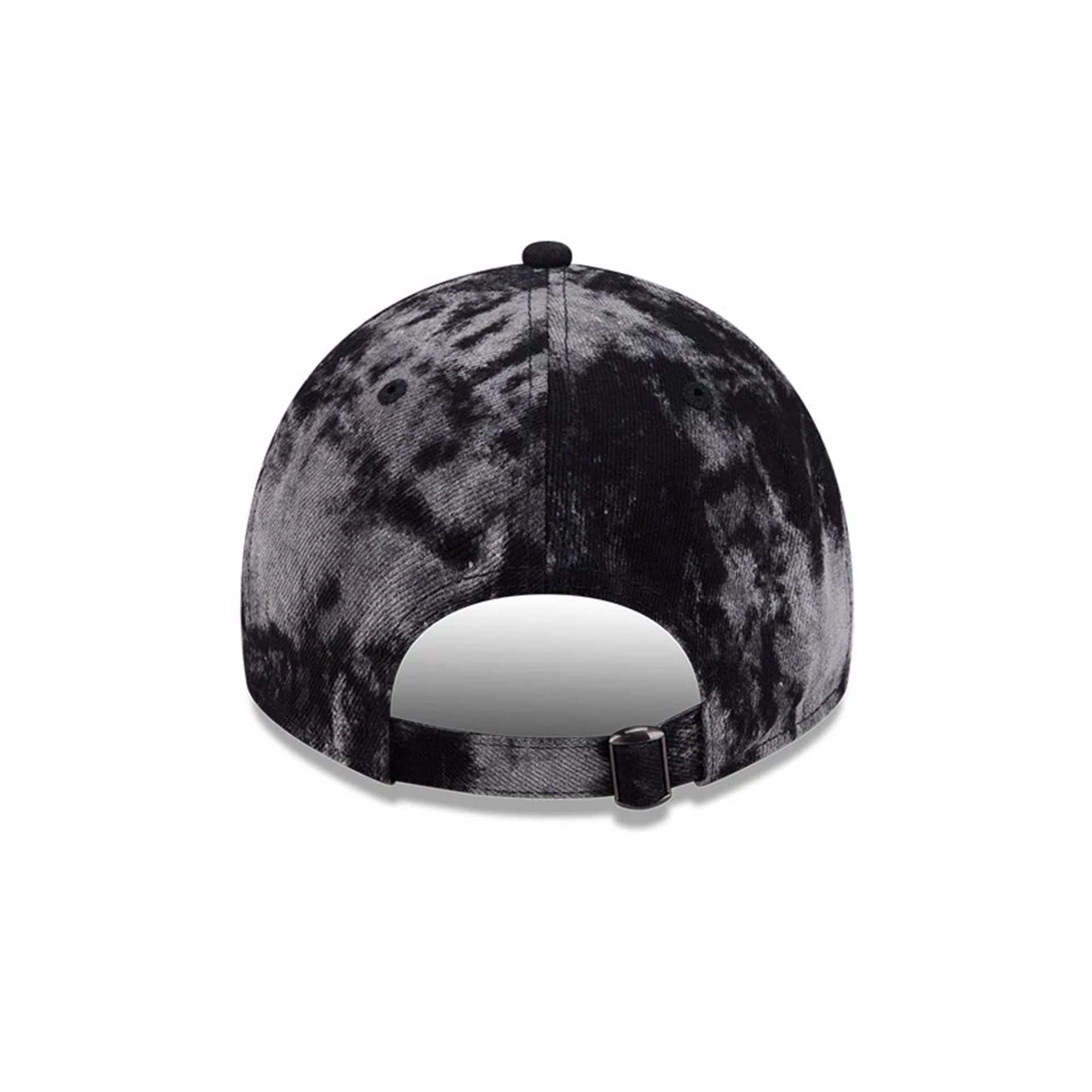 Pictured is this MLB Bleached Denim New York Yankees 9TWENTY A-Frame cap in black. 7