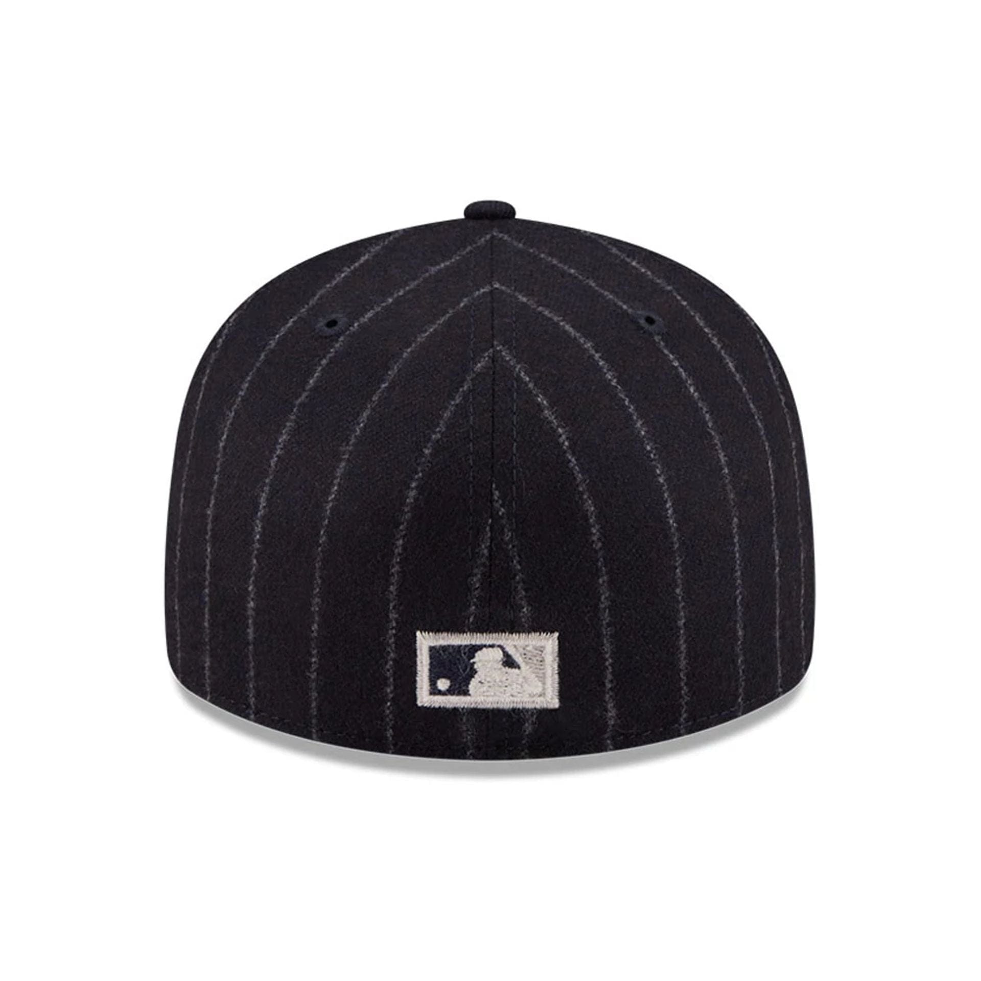 Pictured is this MLB X Moon Seattle Mariners 59FIFTY Fitted cap in Navy. 7