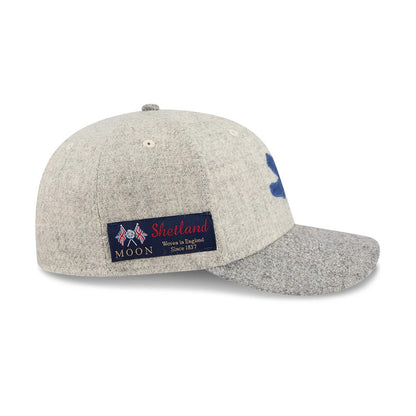 Pictured is this MLB X Moon Chicago White Sox 59FIFTY Fitted cap in light beige. 5