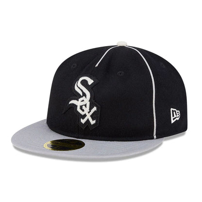 Pictured is this MLB Felt Logo Chicago White Sox Retro Crown 59FIFTY Fitted cap in black. 1