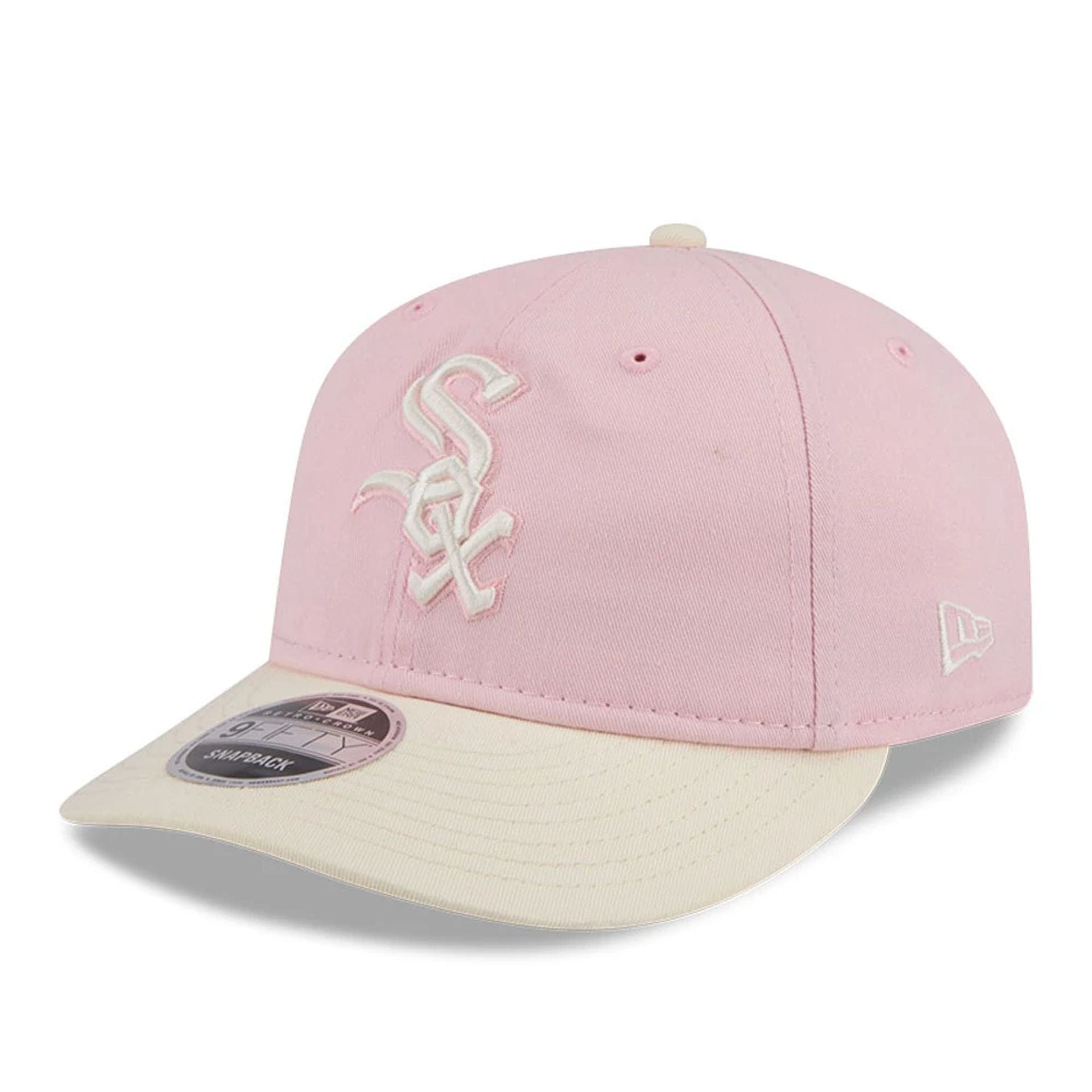 Pictured is this MLB Washed Tie Dye Chicago White Sox 9FIFTY Snapback cap in pastel pink. 3