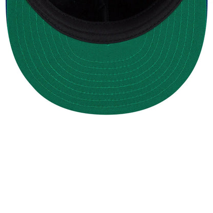 Pictured is this MLB Felt Logo New York Mets Retro Crown 59FIFTY Fitted cap in blue. 2