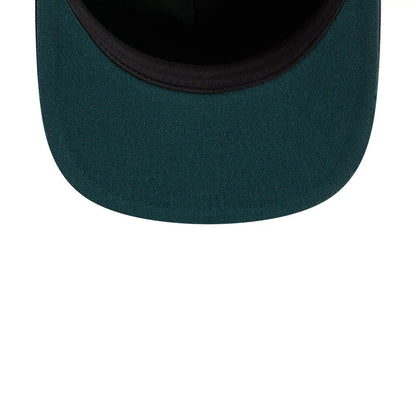 Pictured is this NFL Chiseled Embroidery Green Bay Packers 59FIFTY A-Frame Fitted cap in Black. 2