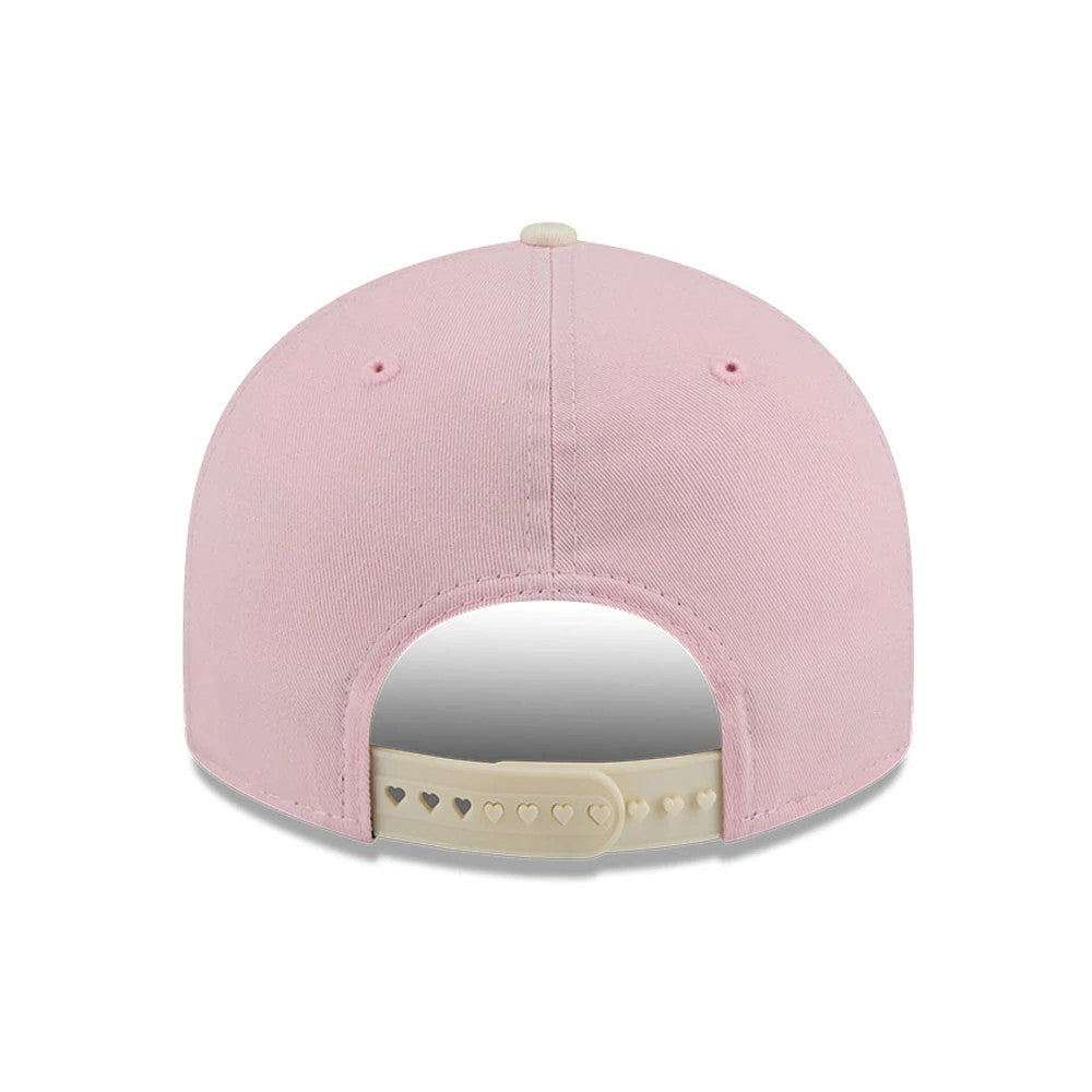 Pictured is this MLB Washed Tie Dye LA Dodgers 9FIFTY Snapback cap in pastel pink. 6