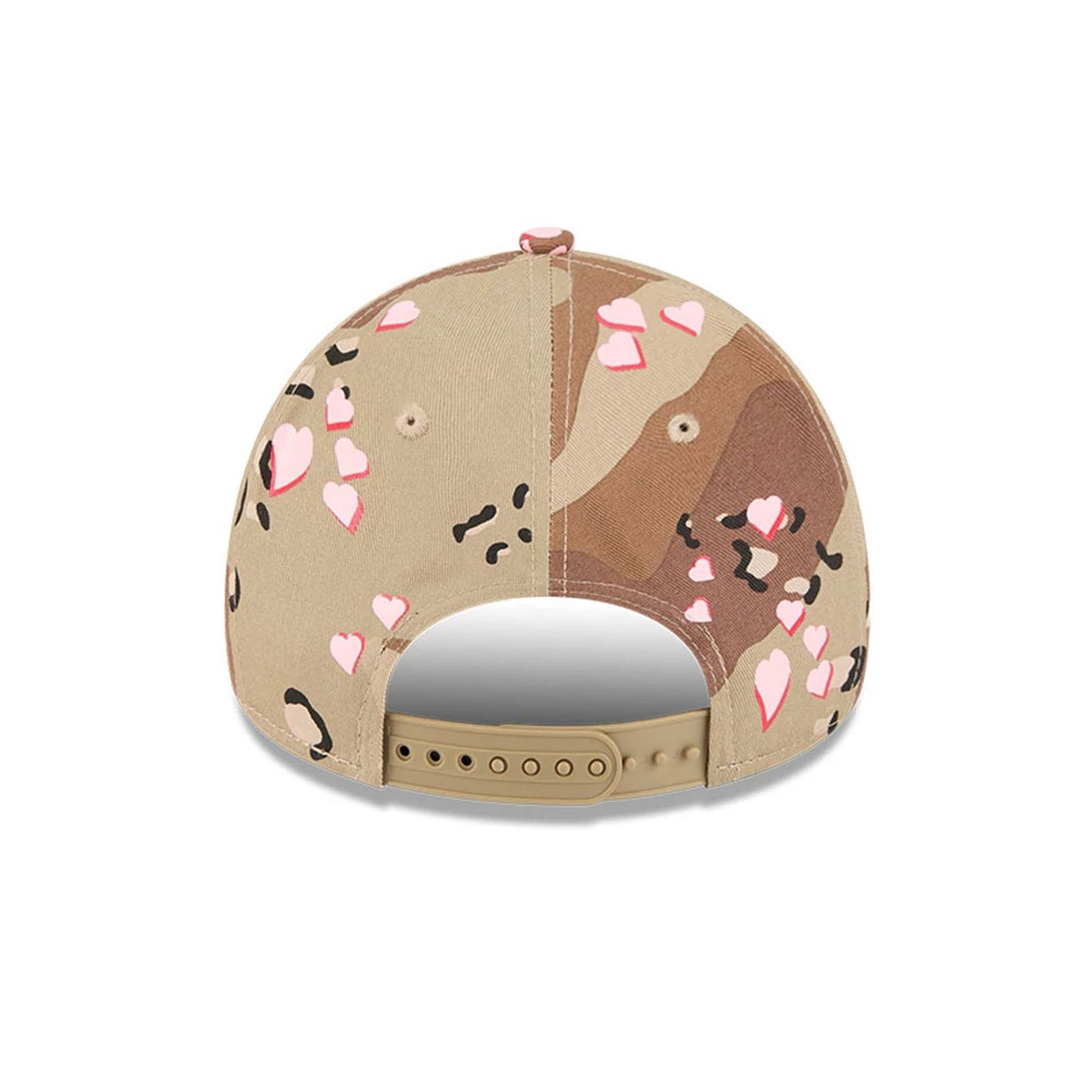 Pictured is this MLB Camo Hearts LA Dodgers 9FORTY A-Frame cap in Desert Camo. 5