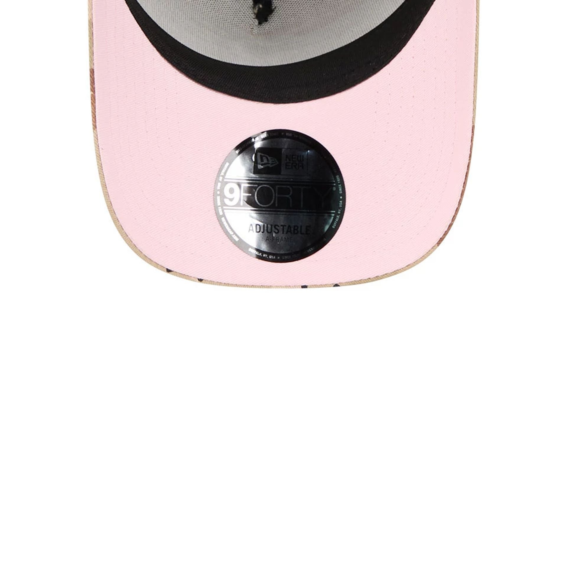 Pictured is this MLB Camo Hearts Boston Red Sox 9FORTY A-Frame cap in Desert Camo. 2