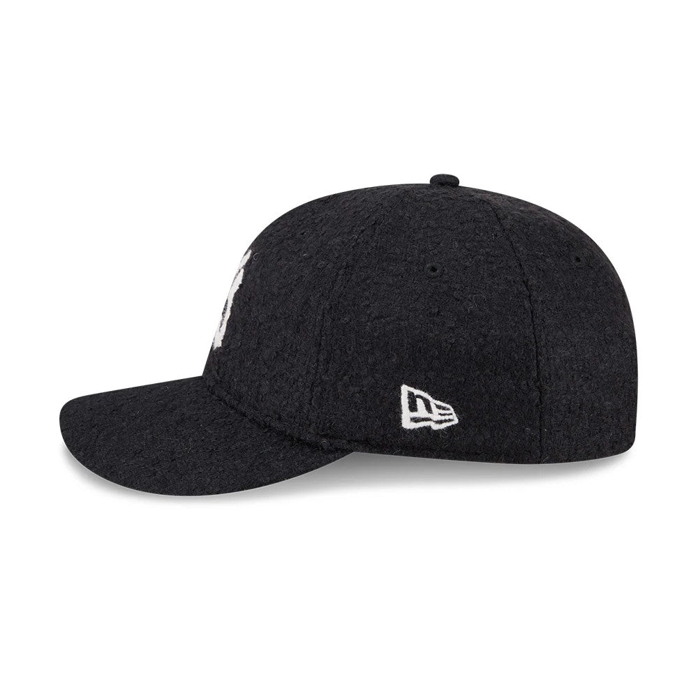 Pictured is this MLB X Moon New York Yankees Retro Crown 9FIFTY cap in navy. 6