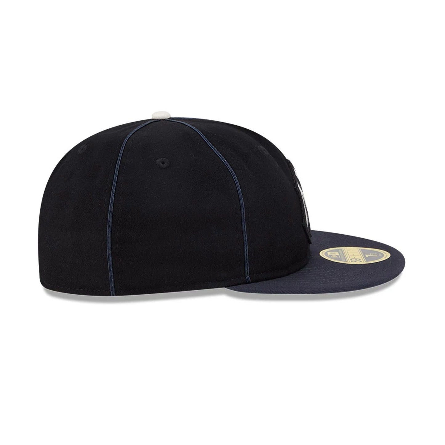 Pictured is this MLB Felt Logo New York Yankees Retro Crown 59FIFTY Fitted cap in navy. 6
