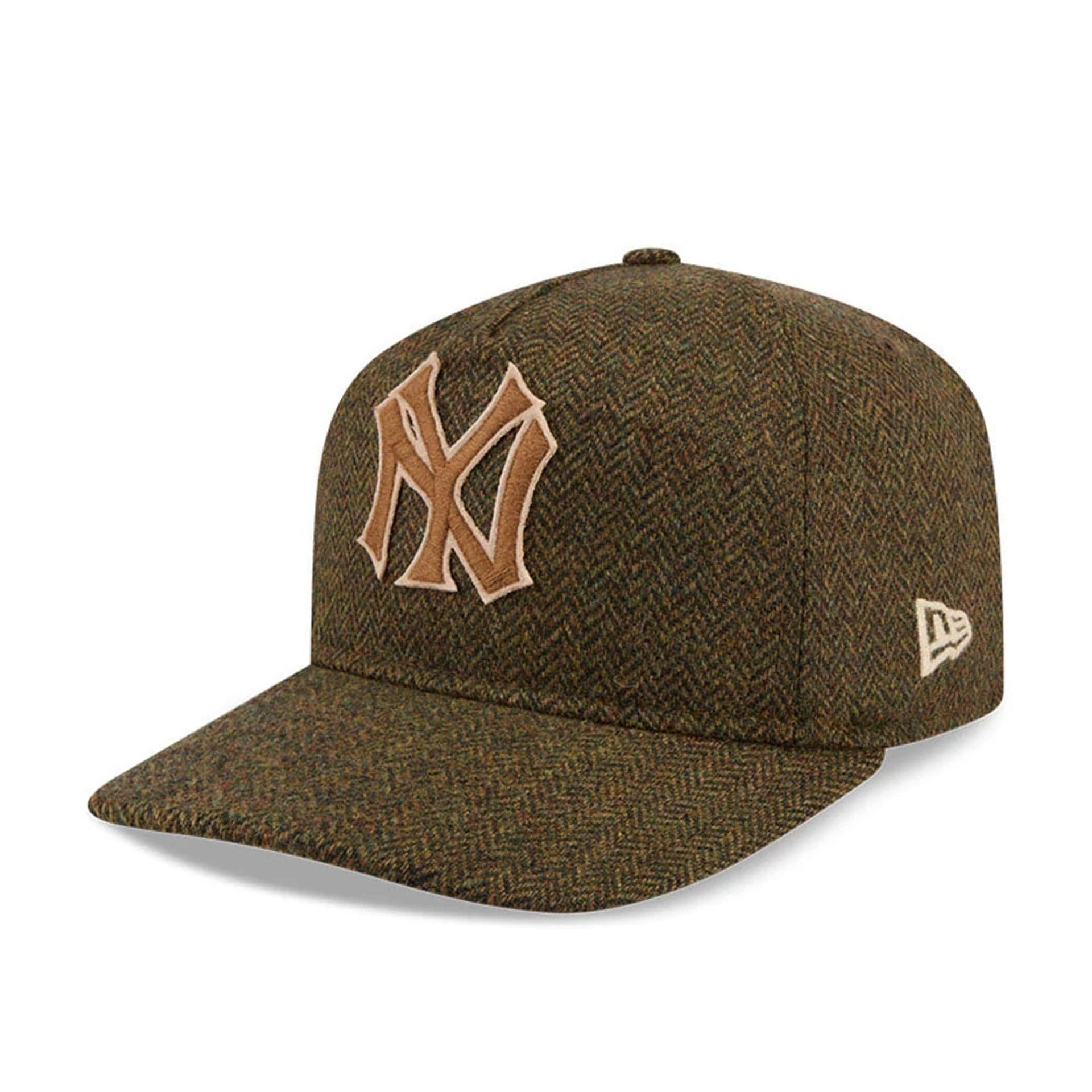 Pictured is this MLB X Moon New York Yankees 19TWENTY cap in green. 4